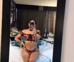 Angie - 25 - Image 2