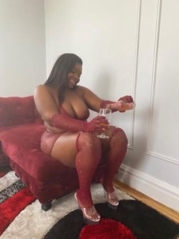 🍭🍬🎂 Birthday girl🥂....looking to have some fun❤🥰 - 1