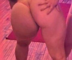 Thick yellow bone squriter 💦🍑 - Image 2