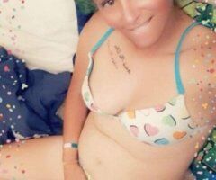 Everyone needs a crazy country white girl in their life - 39 - Image 2