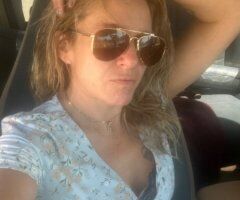 South Bend escorts - 100 Specials All Day - 40