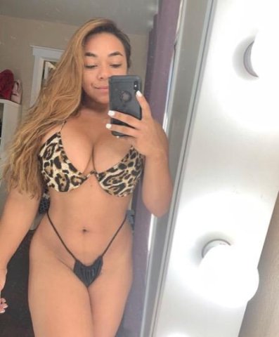 Hey love i'm sexy hot girl just want a guy or and eat my pussy 💟 sweet, i love sex. i can host or visit your place and car call also available - 1