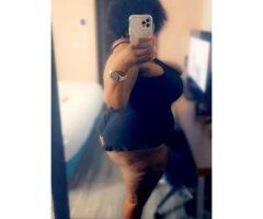 SEXY BBW WITH VERY HUGE JUGGS - Image 5
