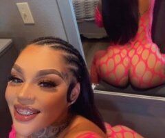 Long Beach escorts - outcalls / car dates special - 25