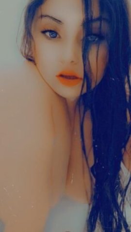 Sexy latina - 1
