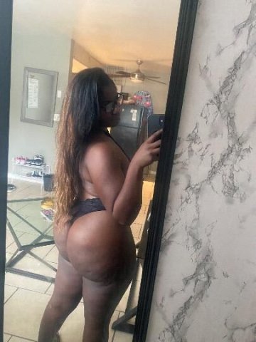 1⃣0⃣0⃣QV EBONI IN TOWN FOR A LIL BIT CALL NOW - 1