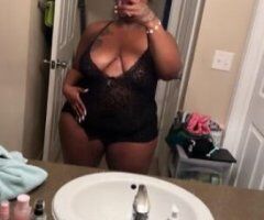 Ready to meet you baby💋 - Image 2
