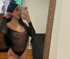 Central Jersey escorts - 💚🩷💚Horny Latina @ DAYS INN WOODBRIDGE💚🩷💚
