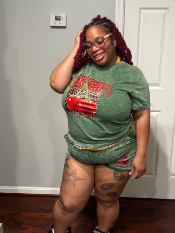 Thick women looking for fun - 37 - 1
