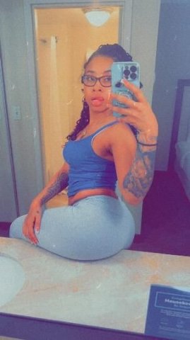 Pretty & Petite 🍑💦🩷🍭 - 1