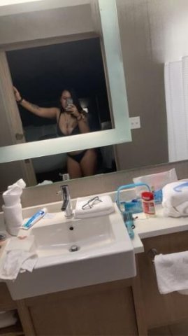 Looking for some tight fun see me tonight!!😈🥰😘 - 1