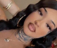 😍PRETTY WET LATINA💦 - Image 1