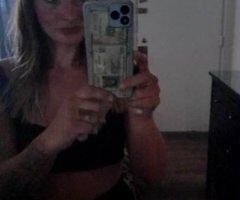 who wants me to cum all over their dick or pound my asshole IM READY RIGHT NOW - Image 3