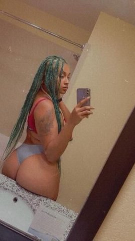 Imm Back 👅 Your Fav Stallion 🐎(Very REAL) Hey Handsomes😍 - 1