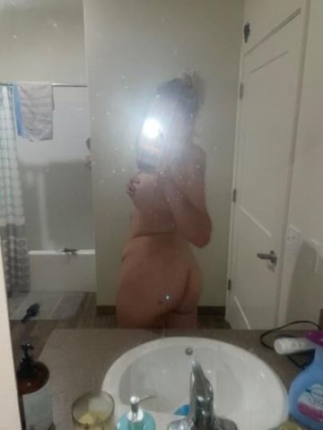 sexy sweet babe ready to play 💦 - 1