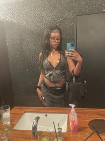 🍫🍭NEW YOUNG THICK SWEET TREAT🍭🍫 deals💗 - 1