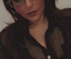 San Antonio escorts - seeking that eye contact where you're looking down at me and I'm looking up at you.