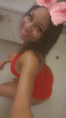 UPSCALe GENTLEMEn 🥂🍾COmE TReAT YoUr SelF 💦💦 WET WET get READY FOR YOUR ULTIMATE THROAT GOAT🤑🤑💋 - 1