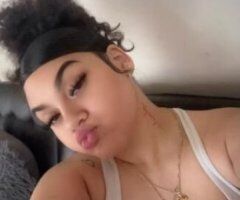 Medford escorts - Lets Have Sum Freaky Facetime Fun 😏