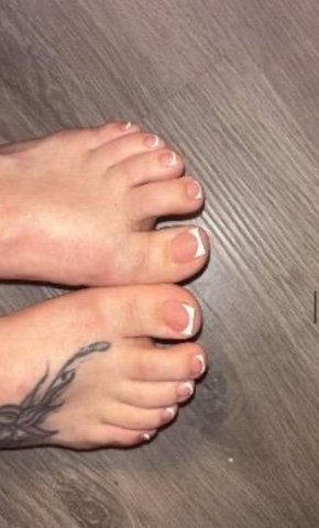 OUTCALLS/CONTENT/FTSHOWS/ FETISH FRIENDLY - 1