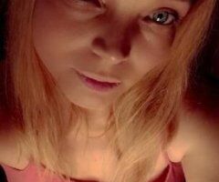 Sexy blue eyes Diva - Image 3