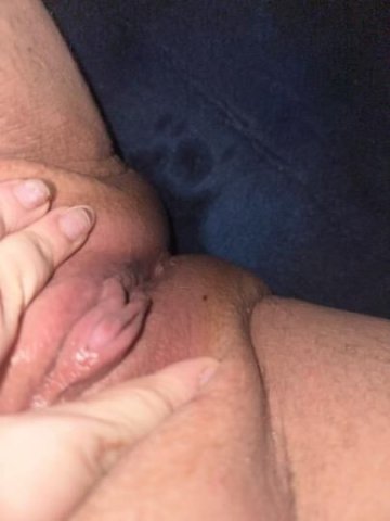 tatted chubby lightskin creamy asshole and slimey ass pussy - 1