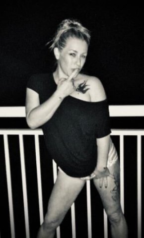 Specials Available! 👄 Cum see me Tonight! 💋 - 1