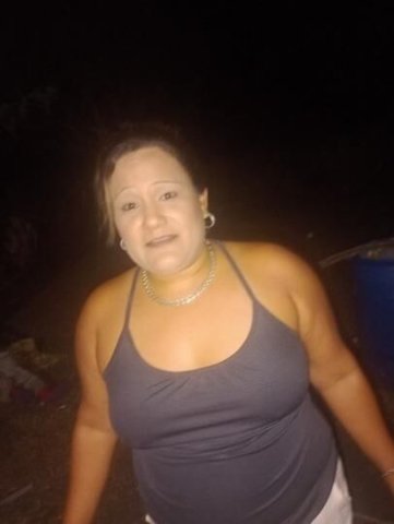 latina girl looking to have some fun - 1