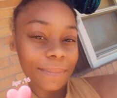 Lansing escorts - Cum flex wet squirt all over you Daddy