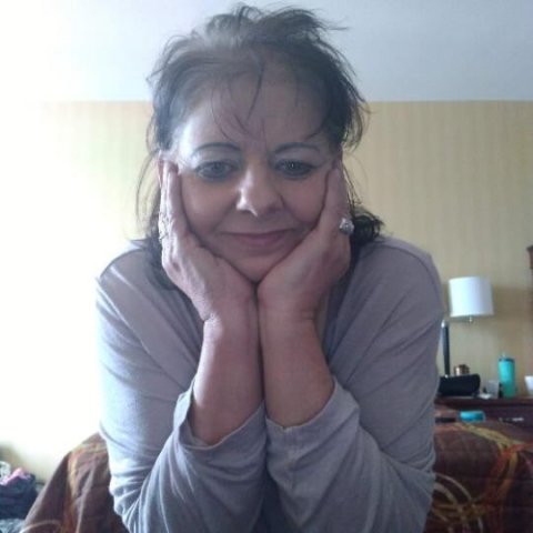mature bbw with amazing smouth and hand skills - 1