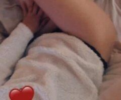 💥💦🔥 Young Wet and Horny - Image 2