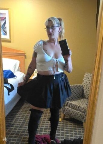 Cum and Let ME B Ur Early Xmas Gift Incalls Out Calls and Car Dates - 1