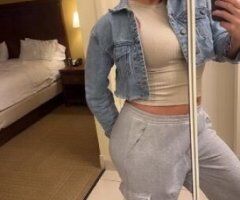 Im back ! 😊💕 Brunette Goddesss 💕 bombshell body ! a real treat ! - Image 8