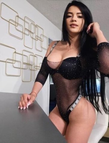 Latina super sexy - 1