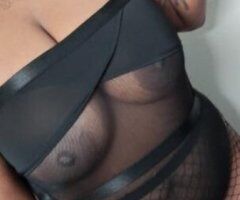 San Antonio escorts - Come let all this 🍫 Chocolate melt in your ✋🏿hands with Ms. ivy