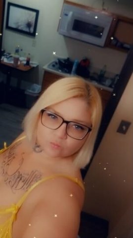 thick blonde bbw - 1