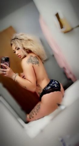 He Wanted to Know What Heaven Is Like. So, I Let Him Taste Me. 💋 - 1
