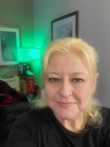 THE HOLIDAYS ARE UPON US. WHAT IS SANTA BRINGING YOU FOR CHRISTMAS. LET'S NOT PLAY ANY GAMES OR WASTE ANY TIME. I'M AVAILABLE TO RAISE YOUR SPIRITS AND MAKE THIS HOLIDAY SEASON A GREAT ONE. NO GAMES AND NO GHOSTS PLEASE. - 1