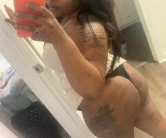 curvy - Image 2