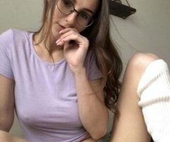 Laredo escorts - 💕💕Young And Horney💕Curvy Ass And Clean Pussy💕NEED FOR HOOKUP💋Dont miss out💋 💋 Incall\Outcall👈🚗Car Date😍24/7 Available Right now 💕💕Hey love💋
