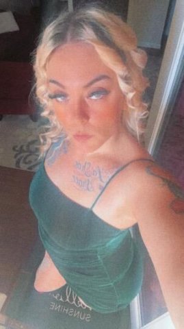 BLONDE bombshell with an enticing smile and incredible curves 🔥🔥 eager to please you, I am amazing at what I do. I can be your private dancer💋😍 or I can help you unwind with a massage, let's talk about it My skills are unforgettable 💦 - 1
