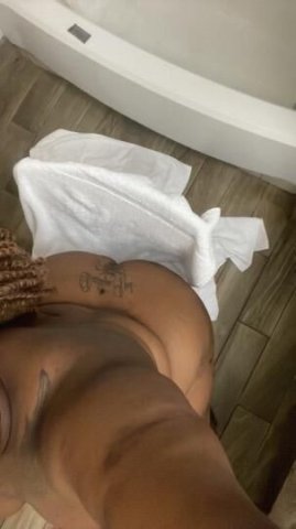 INCALLS ONLY‼✨ᏟUTIE ᏔITH Ꭺ ᏴOOTγ💦🅣🅞🅟↟🅡🅐🅣🅔🅓💦 - 1