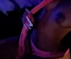 PRETTY&PETITE😍 100% real QV and 2 GIRL specials 35$ facetime shows all month - Image 3