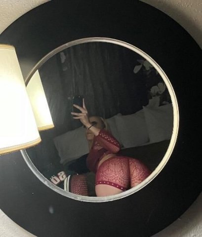 AVAILABLE NOW!! PETITE SNOW BUNNY❄😍 OUTCALL INCALL - 22 - 1
