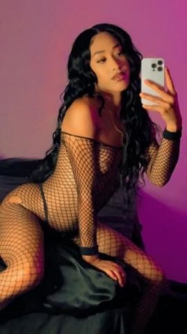 ONLY HERE FOR A DAY 😘😘 Exclusive Sexy Petite Playgirl ❤‍🔥 DONT MISS OUT 🌟 - 1