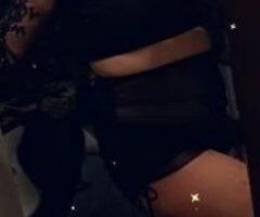 Sexy and Discreet - Image 2