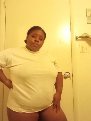 (INCALLS AVAILABLE)♥🫶MS.THICKNESS IS BACK WITH TSHIRT N NO PANTS ON THIS GOOOOD MORNING💦 BUT CUM JOIN ME FOR SUM FUN N REALLY GOOOD TIME 😘 AVAILABLE 24/7 HML💋 CUM GET WAT U CAN'T GET AT HOME 🏡👅 - 1