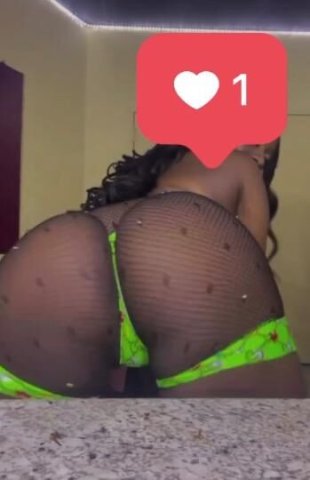 Chocolate 🍫 Freak💦 - 1
