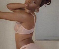 Petite Carribean Godess in town TGIF/ Two girls show or optional - Image 4