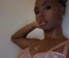 Petite Carribean Godess in town TGIF/ Two girls show or optional - Image 5